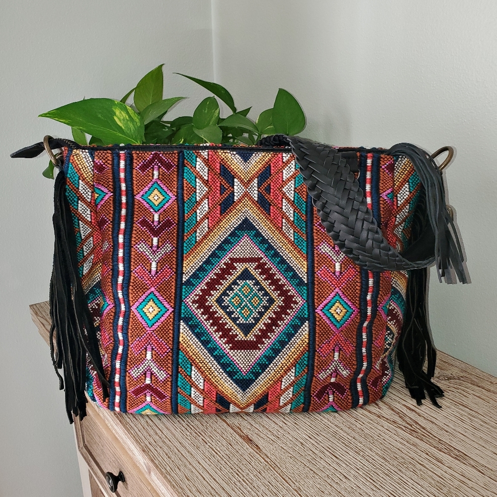 🚫SOLD🚫 HLV Cranberry black leather Boho bag - Picture 1 of 9